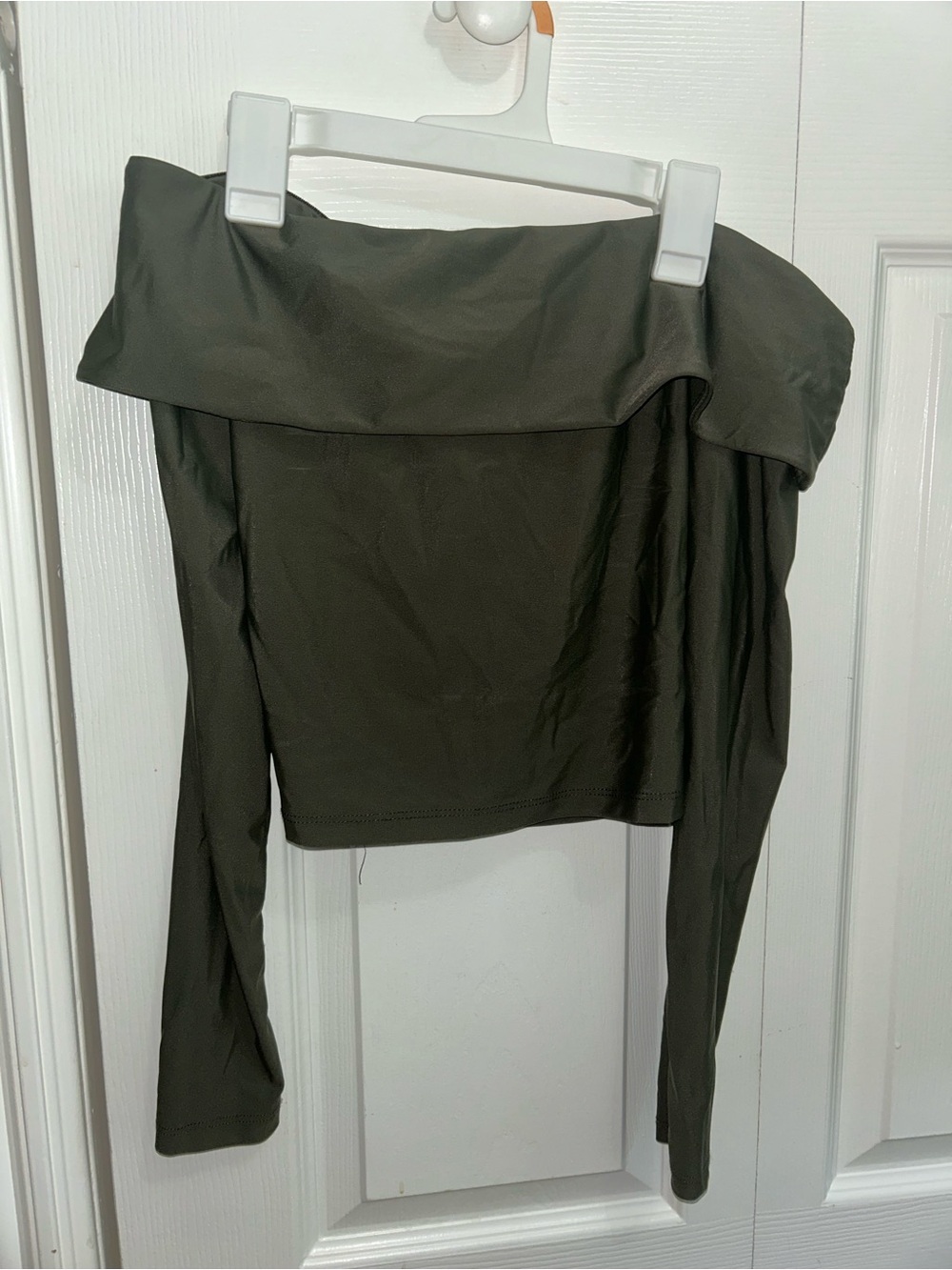 Edikted Olive Green Off-Shoulder Crop Top with Pink Logo Tag